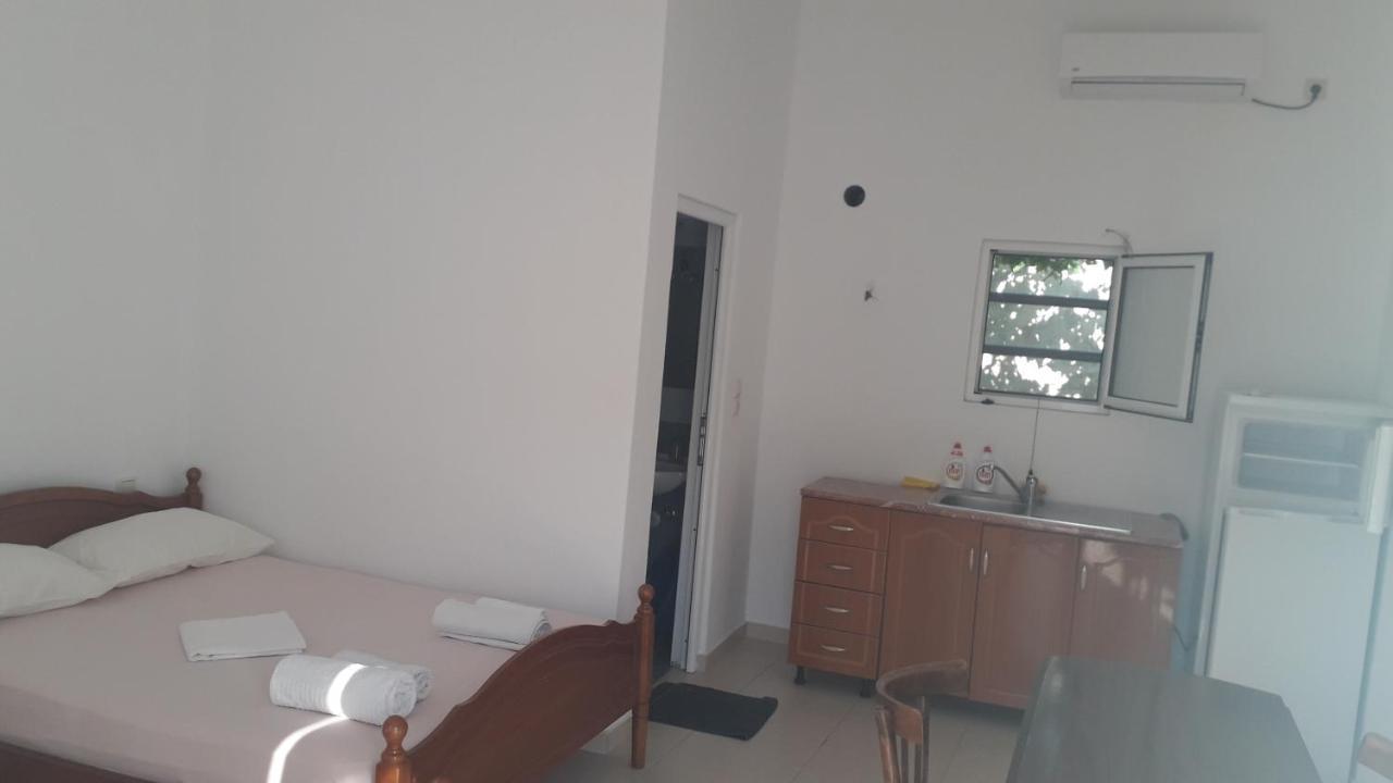 Village Center Apartament *